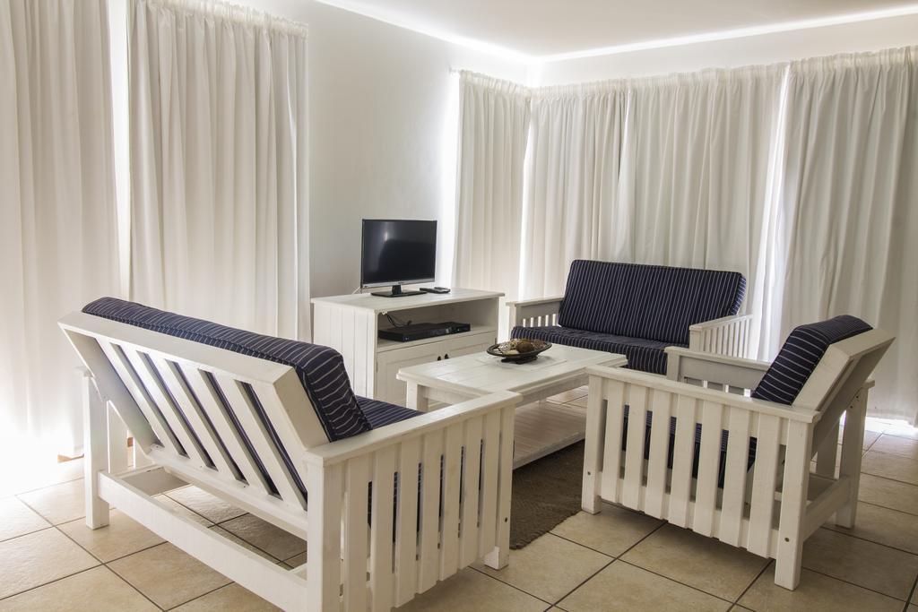 Madiolyn Apartment Jeffreys Bay Exterior photo